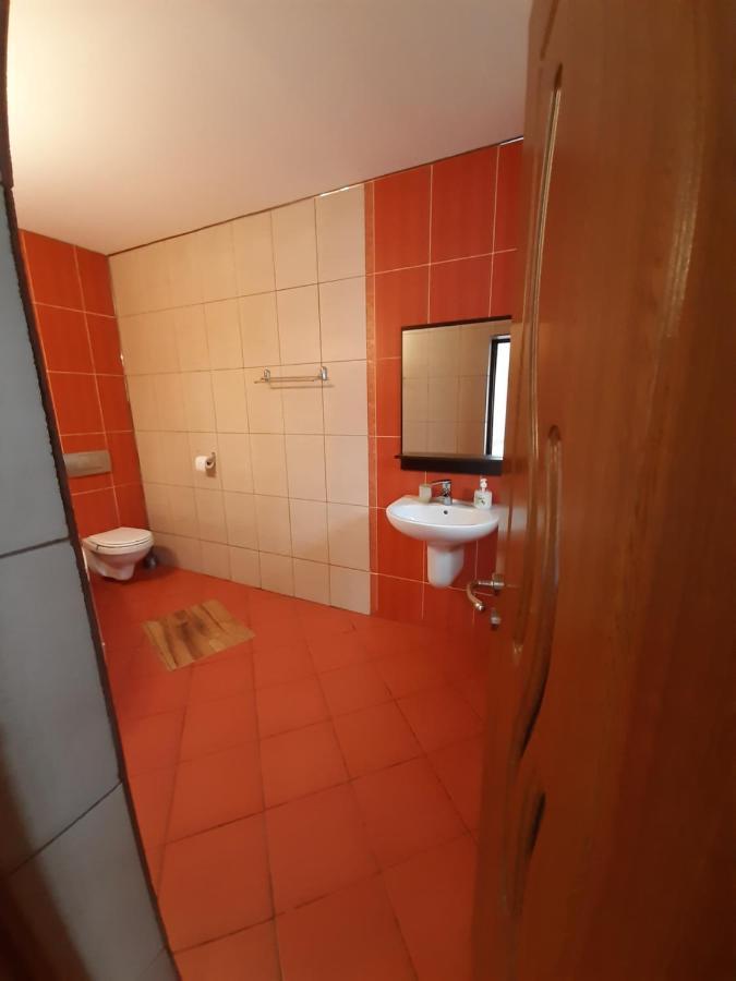 Pensiunea Montan Din Bran,Sat Simon Spa Indoor Bran  Ngoại thất bức ảnh
