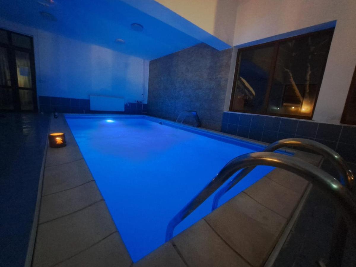 Pensiunea Montan Din Bran,Sat Simon Spa Indoor Bran  Ngoại thất bức ảnh