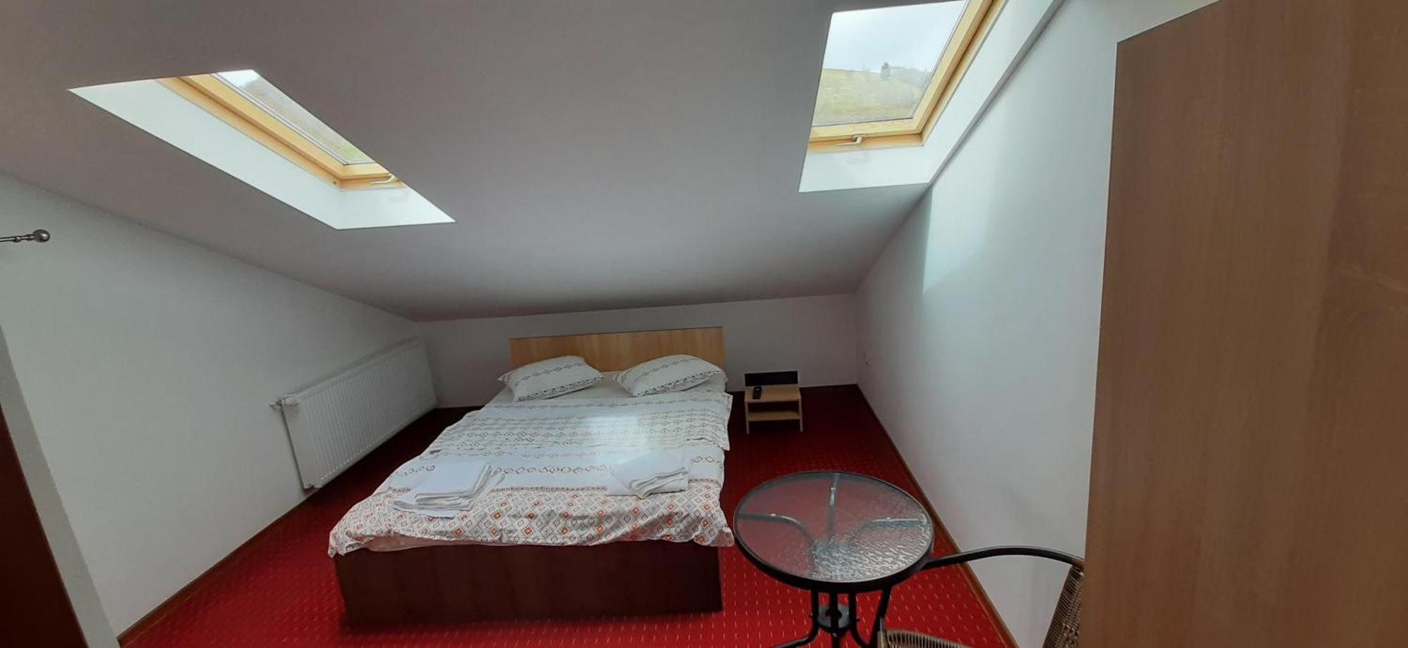 Pensiunea Montan Din Bran,Sat Simon Spa Indoor Bran  Phòng bức ảnh